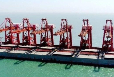 韦立大船战略启动——全球首艘30万吨级铝土矿巨轮首航烟台港！