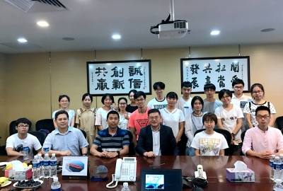 2017年上海海事大学游学团参观韦立新加坡总部