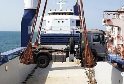 韦立忠诚完成首船汽车转港