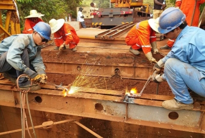 SMB WINNING CONSORTIUM INVESTS TO COMPREHENSIVELY REPAIR THE HIGH-STANDARD IRON BRIDGE FOR BOKE PEOPLE